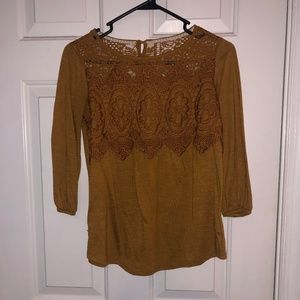 3/4 long sleeve shirt